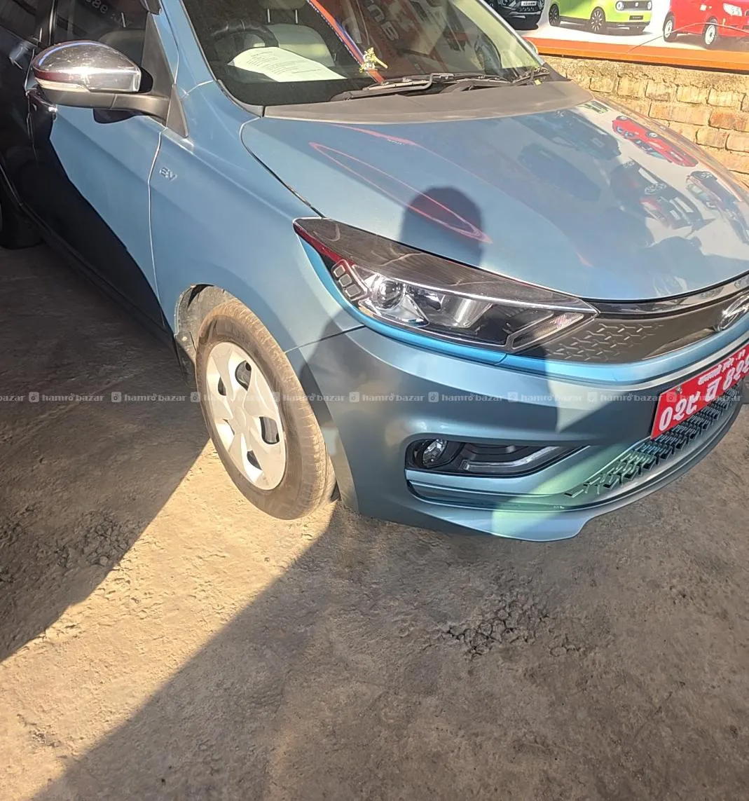 TATA TIAGO EV LRXZ+ TECH SC (Tata)